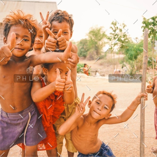 demo-attachment-280-affection-asia-asian-678637@2x